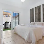 Appartement 104 *